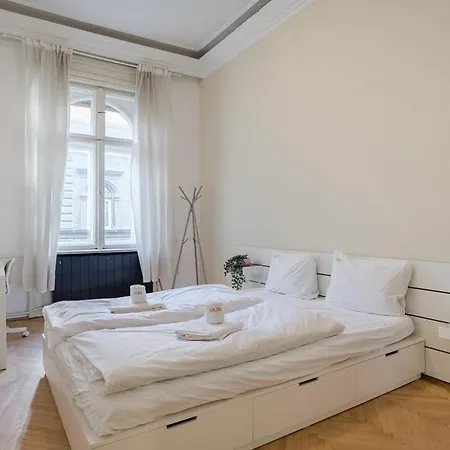 D45 - Boutique Apartments, Location By Bqa Apartment *