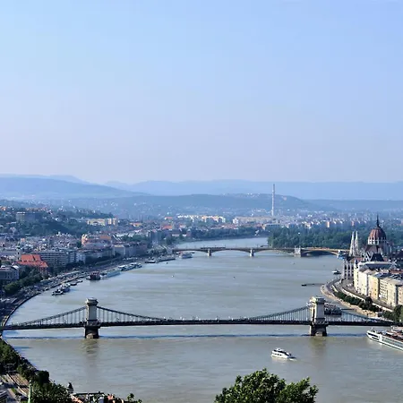 D45 - Boutique Apartments, Location By Bqa Apartamento Budapeste